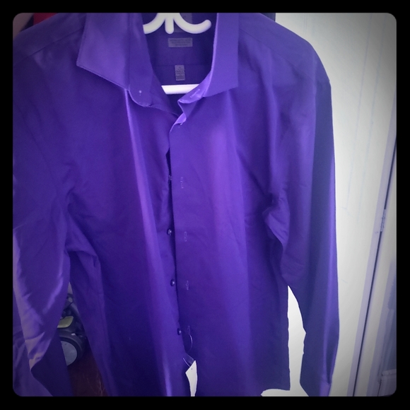 Slim Fit Calvin Klein Dress Shirt - Picture 1 of 2